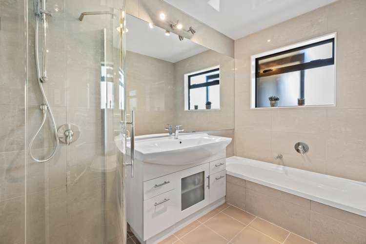 16 Coles Cove Papamoa_19