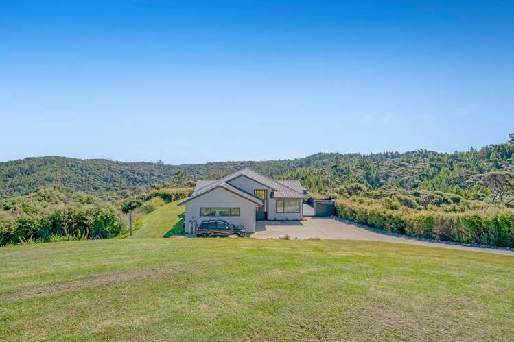 242 Hillcrest Road Wainui_30