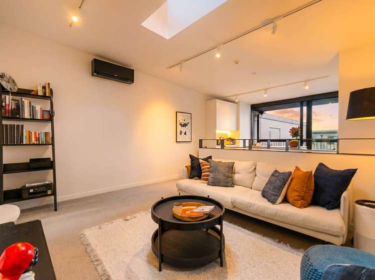 222/38 Khyber Pass Road_3