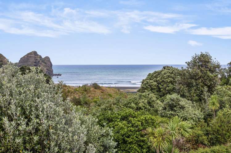 19 Beach Valley Road Piha_13