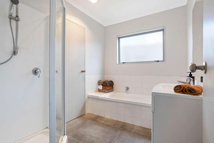 7 Ajax Head Pauanui_19