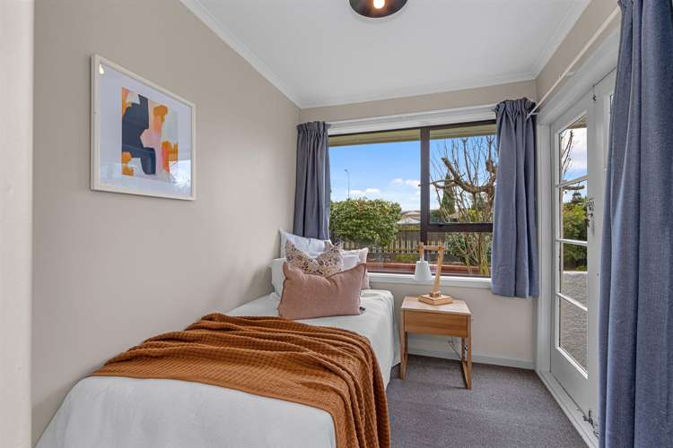 1/11 Neill Street Hornby_9