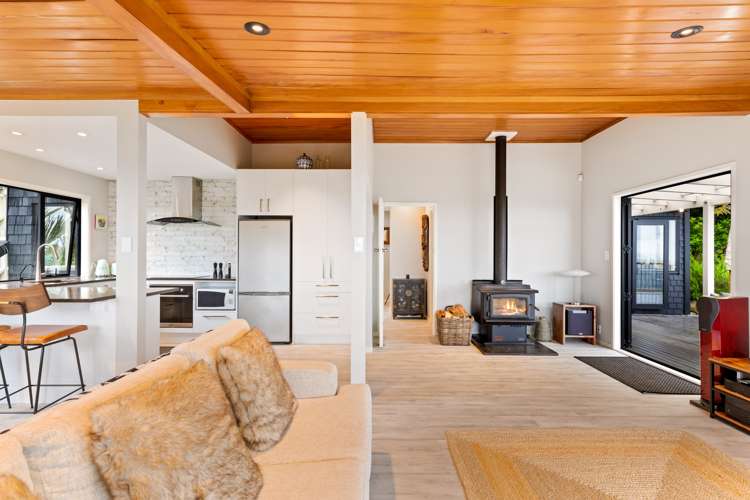 19 Cascade Avenue Waiatarua_11