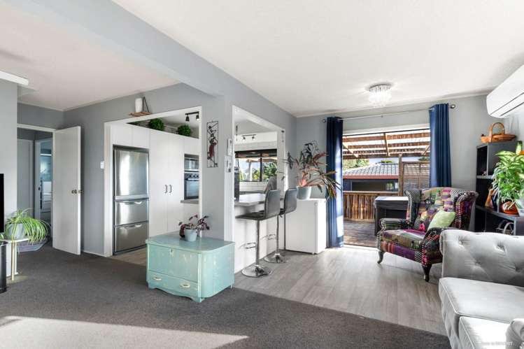 36 Racecourse Road Waiuku_2