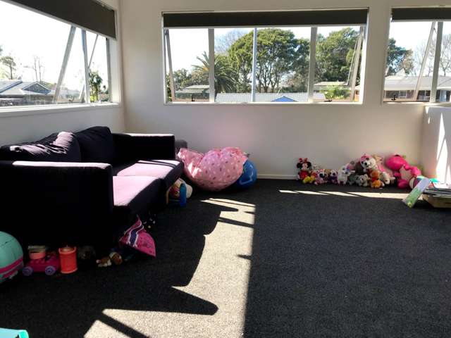 33 Cascades Road Pakuranga Heights_1