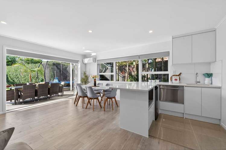 64 Whytehead Crescent St Heliers_20