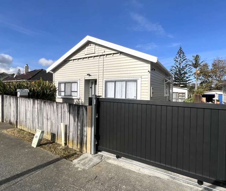 68 Wolverton Street Avondale_21