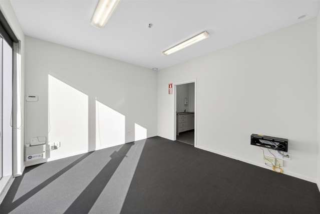 23/2 William Lewis Drive Sockburn_2