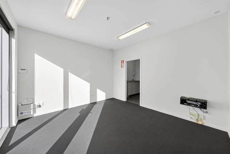 23/2 William Lewis Drive Sockburn_2
