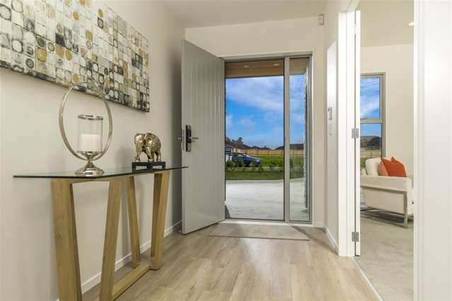 6 Sir Lincoln Drive Kumeu_3