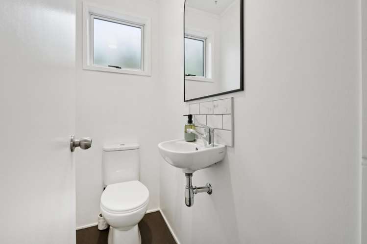 6 Selwyn Avenue Glen Eden_20