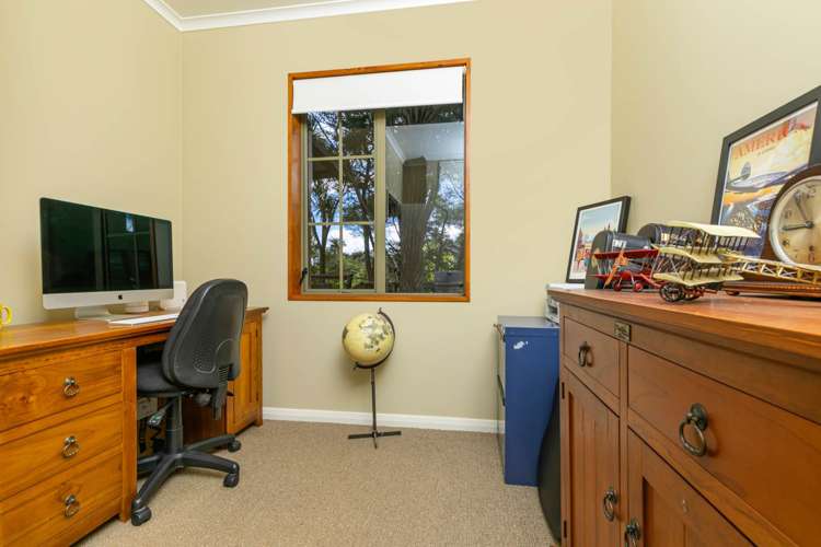 12c Kimberly Grove Greenhithe_18