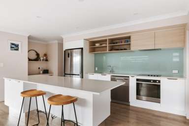 6 Lakeside Terrace_1