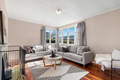29 Railway Crescent_2