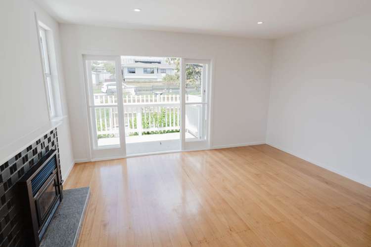 54B Vera Road Te Atatu South_2