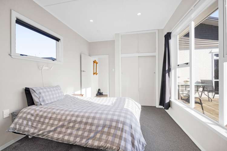 114 Glover Road Hawera_12