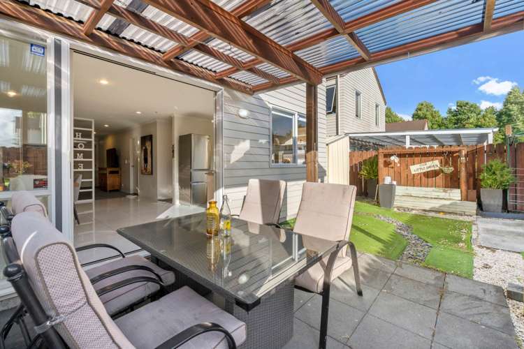 32 Bruce Pulman Drive Takanini_13