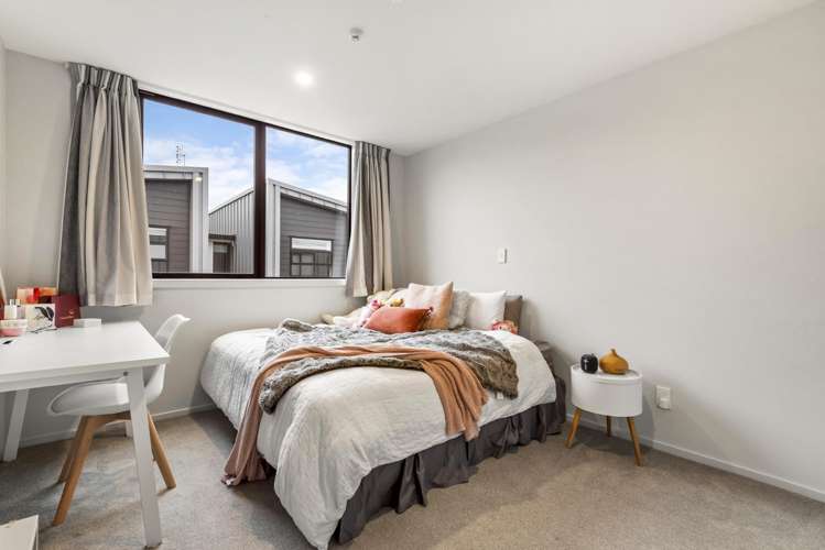 18/4 Stables Lane Millwater_13