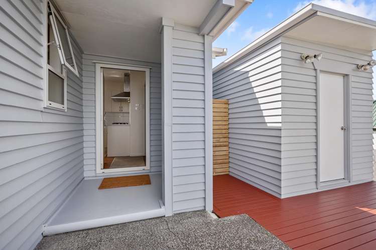 15 Moffat Road Red Beach_13