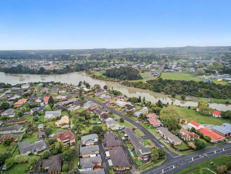 23c King street Waiuku_31