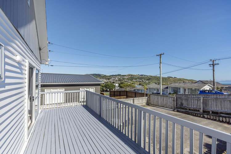 8 Herewini Street Titahi Bay_18