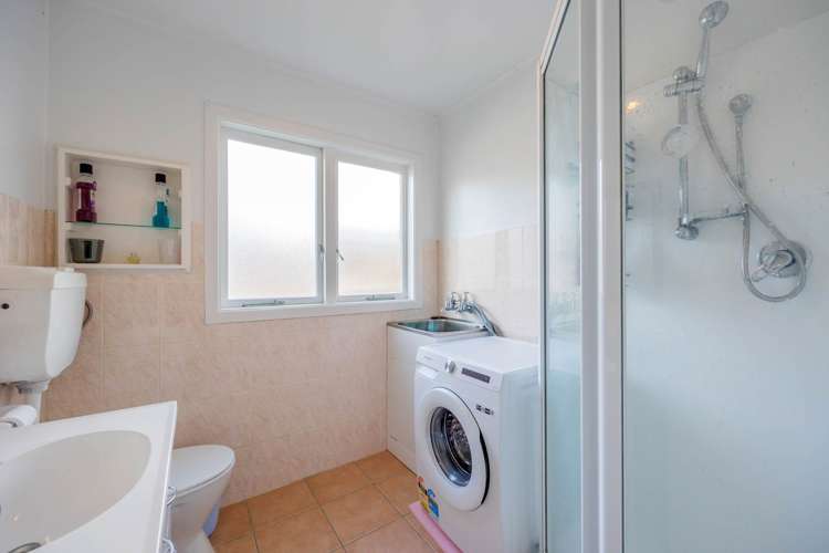 2/18 Fowler Street Northcote_15