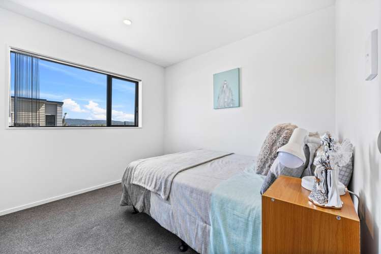 4/6 South Pacific Place_3