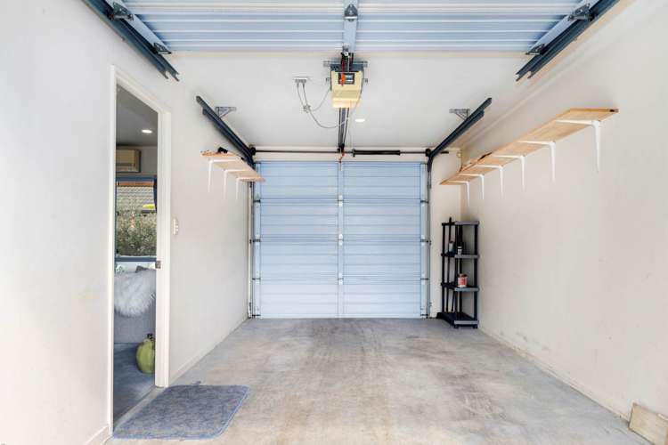 14 Albizia Avenue Henderson_13