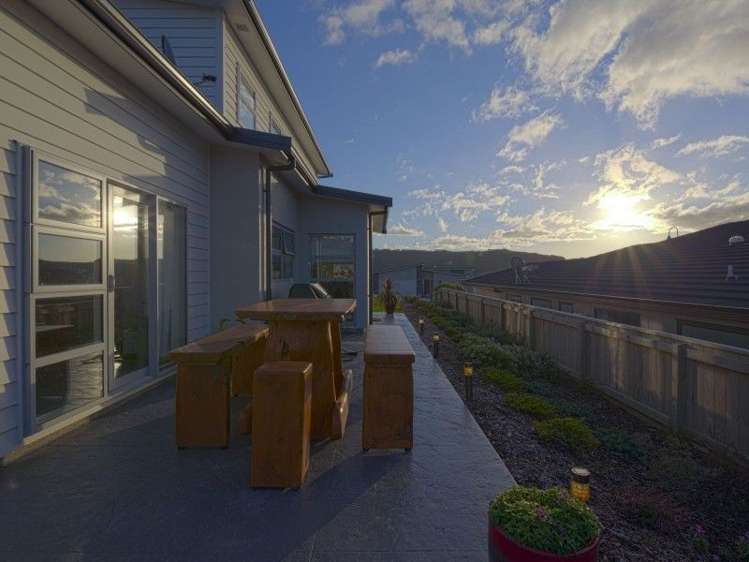 17 John Burke Drive Aotea_18