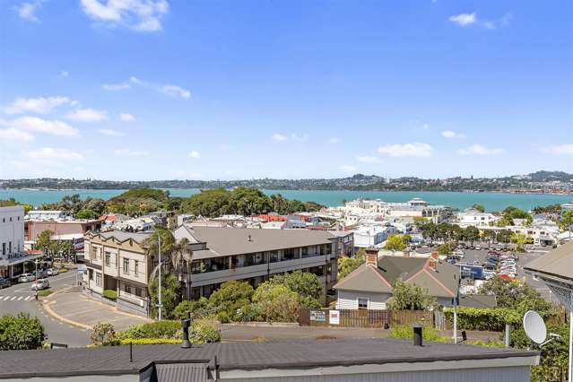 8/66 Victoria Road Devonport_2