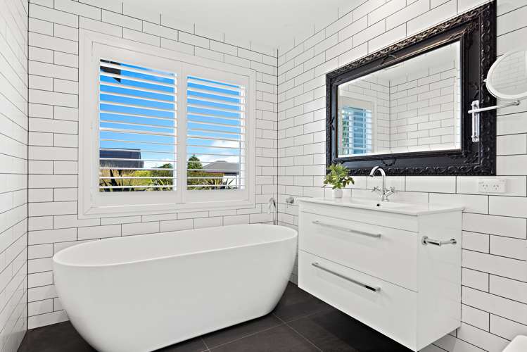 32 Awanui Crescent Matakana_19