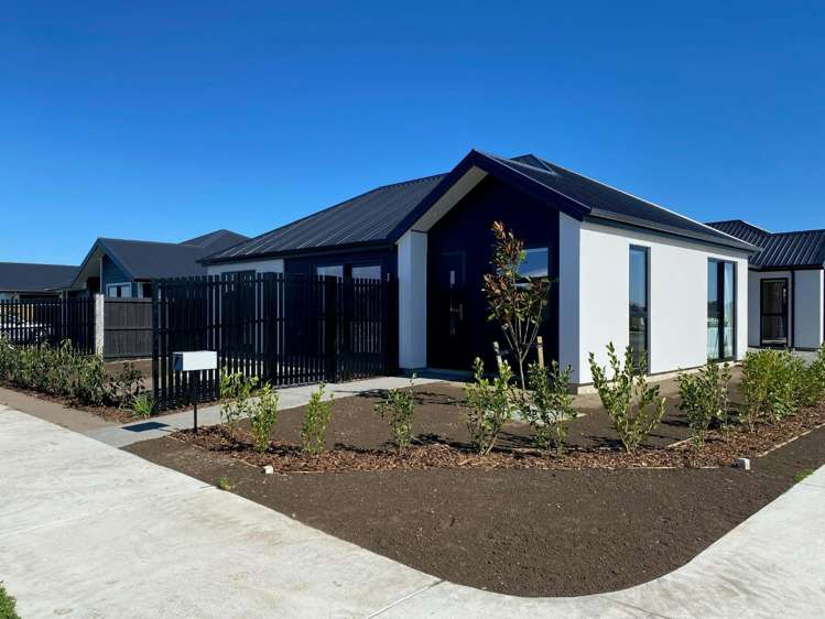 2 Buxus Way Rolleston_0