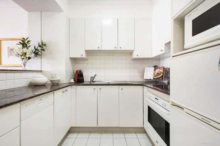 2205/8 Albert Street Auckland Central_5