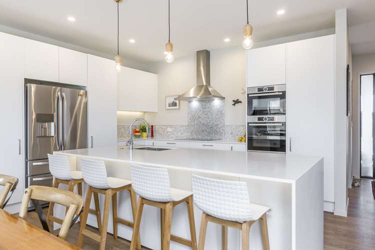 11 Laly Haddon Place Matakana_9