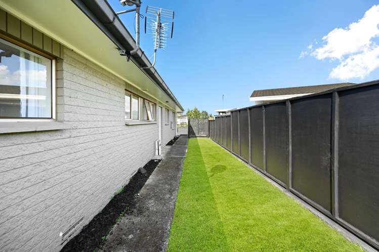 3 Dalton Crescent Dinsdale_19