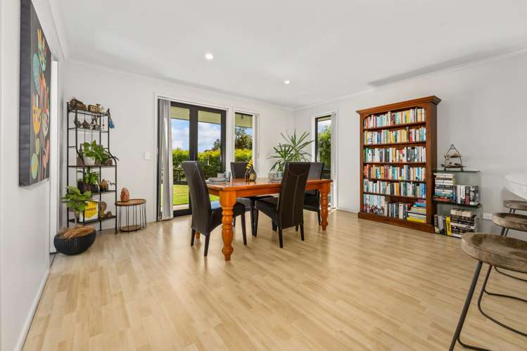 1 Simpson Crescent Raumati Beach_5