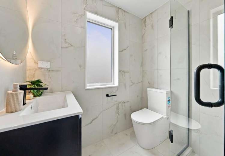 1/37 Archmillen Avenue Pakuranga Heights_4