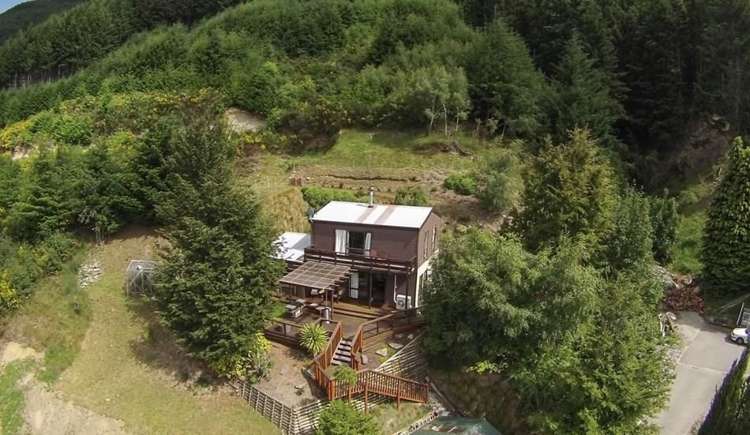 15 Lochy Road Fernhill/Sunshine Bay_13