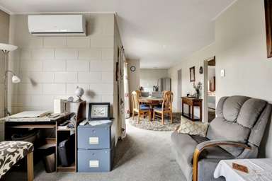 Flat 2/12 Peria Road_3