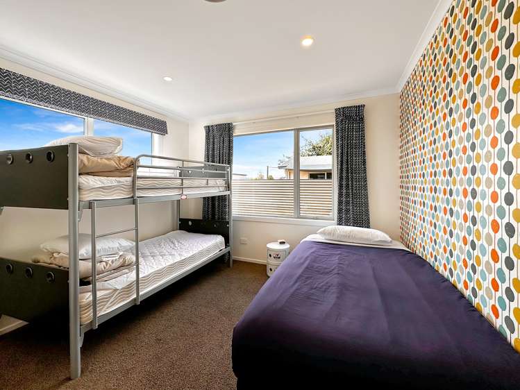 16 Rhoboro Road Twizel_19