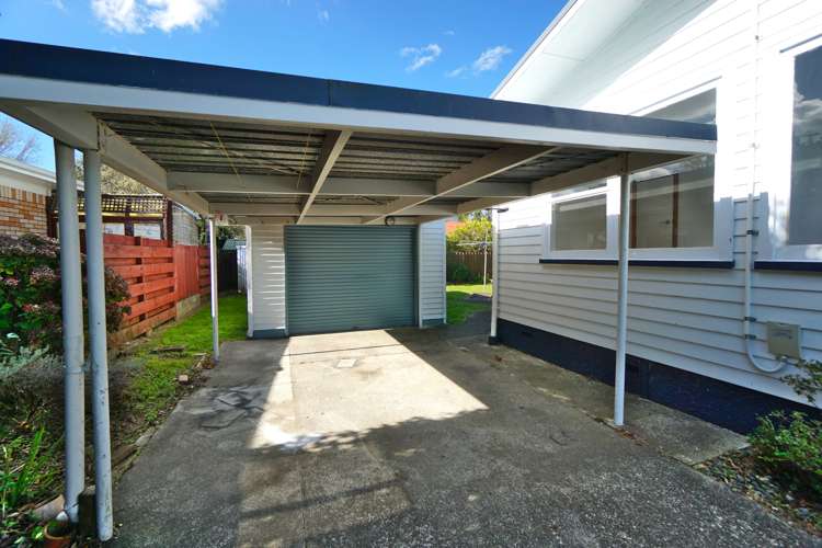 16 Carlyle Avenue Chartwell_15