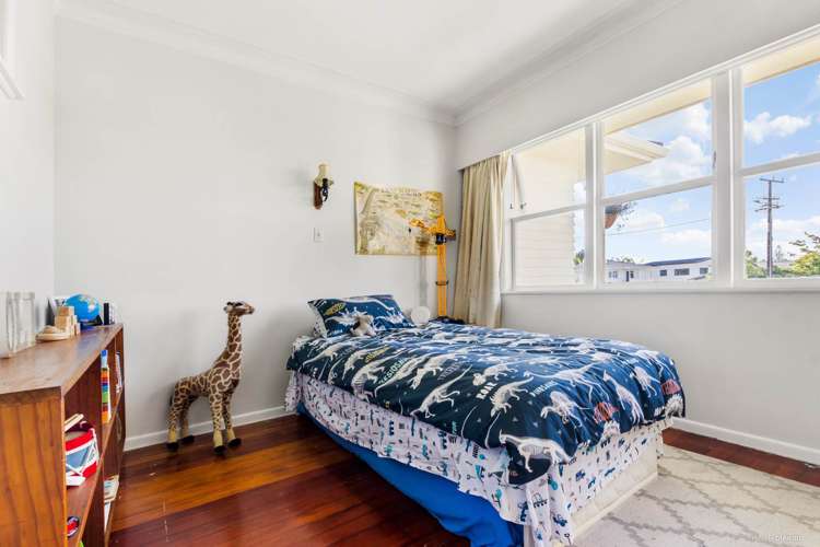 24 James Laurie Street Henderson_13