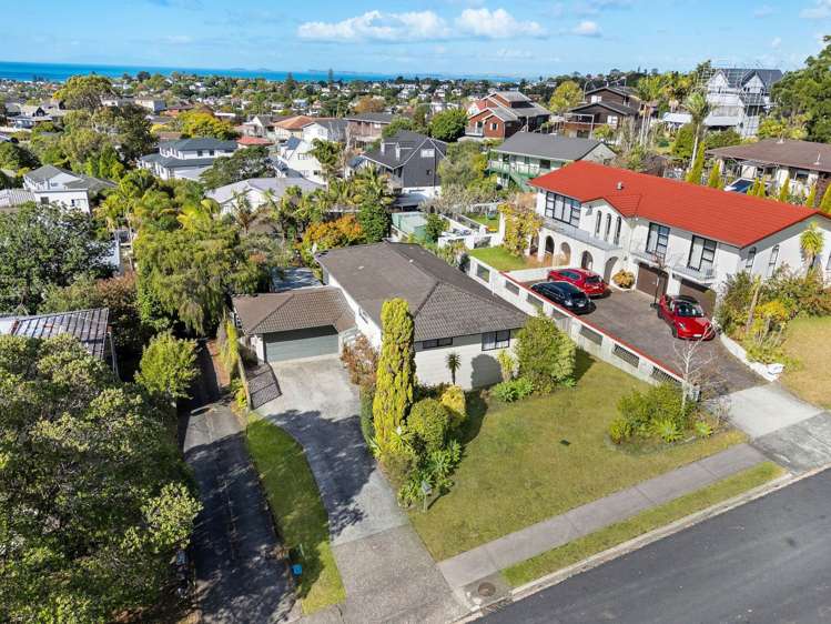 97 Langana Avenue Browns Bay_23