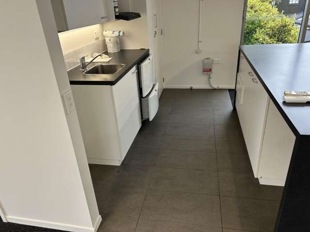 1/920 Colombo Street St Albans_4