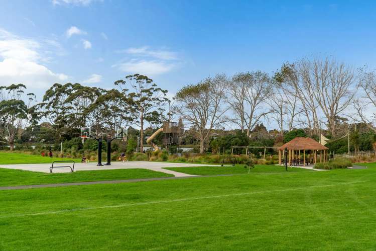 10 Beaubank Road Kelston_16