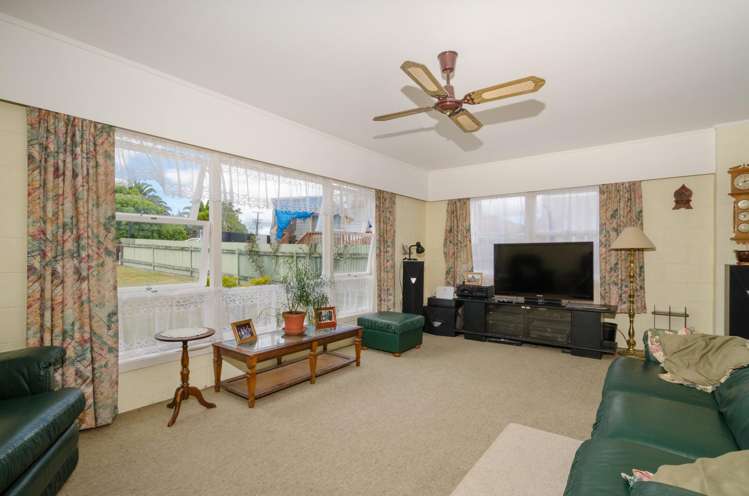 63 Smythe Road Henderson_5