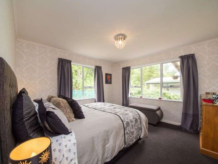 1112 Rangiotu Road Rangiotu_11