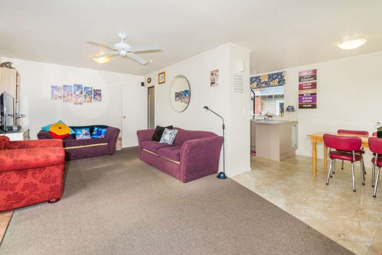 2/294 Birkdale Road Birkdale_4