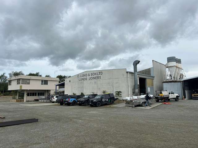 Versatile Manufacturing / Warehouse