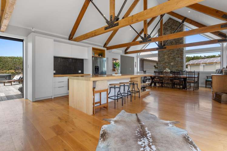 539 No. 10 Road Swannanoa_8